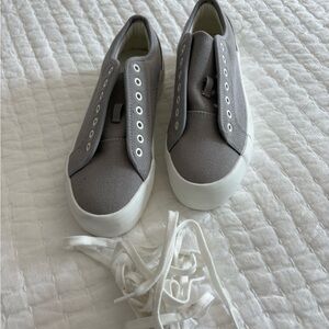 NEW! Cushionaire Gray Canvas Women's Sneakers